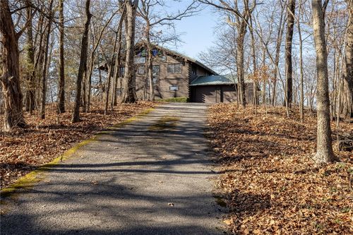 539 Thompson Ln, Noel, MO, 64854-7803 | Card Image