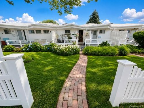 8-r-35 Library Ave, Westhampton Beach, NY, 11978-2647 | Card Image