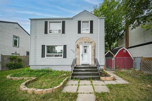 258 Enniskillen Ave, Winnipeg, MB, R2V0H8 | Card Image