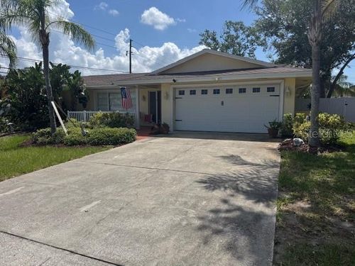 10185 Santiago Ct, SEMINOLE, FL, 33776-1307 | Card Image