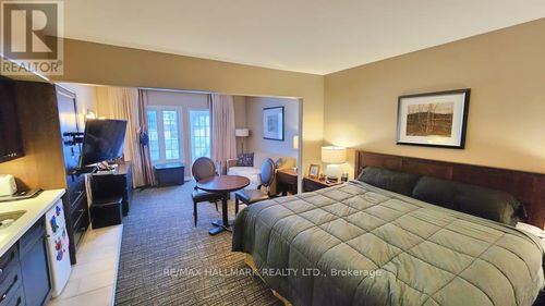 90 Highland Dr. Drive, Oro-Medonte (Horseshoe Valley), ON, L0L2L0 | Card Image