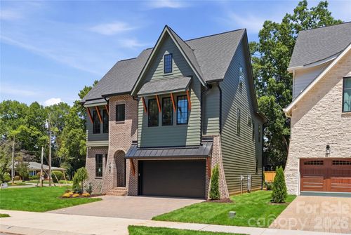 709 Bertonley Ave, Charlotte, NC, 28211-1507 | Card Image
