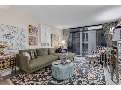 apt-809-2 Adams St, Denver, CO, 80206-5716 | Card Image