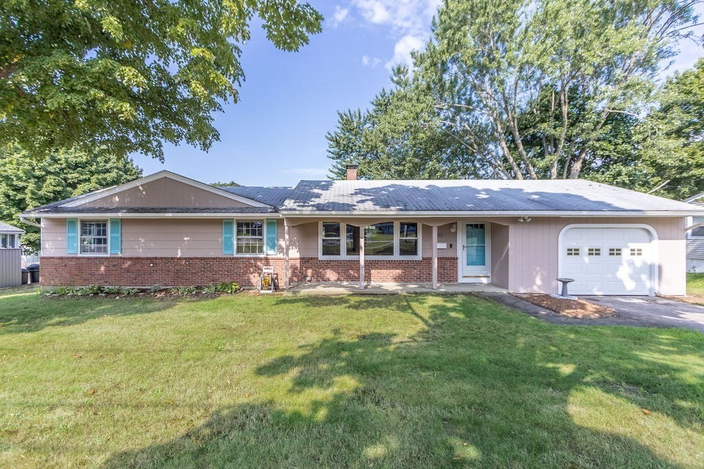 Sophia Ave, Brockton, MA 02301