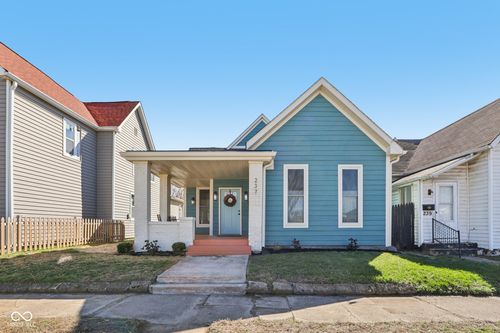 237 Kansas St, Indianapolis, IN, 46225-1560 | Card Image