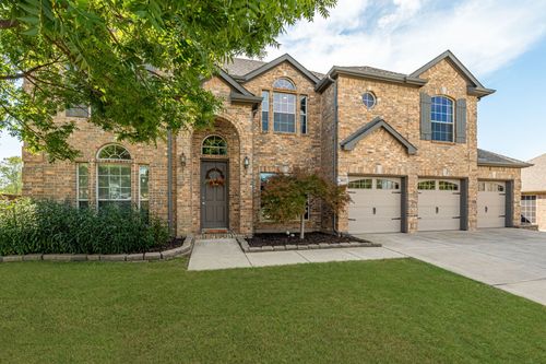 303 Tobiano Ct, Celina, TX, 75009-4630 | Card Image