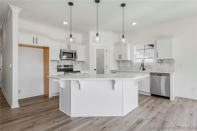 2219 Pine Tree Lane, Home with 4 bedrooms, 3 bathrooms and null parking in Memphis IN | Image 8