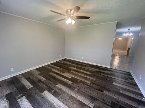 1705 Colonial Rd, Jonesboro, AR, 72401-5666 | Card Image
