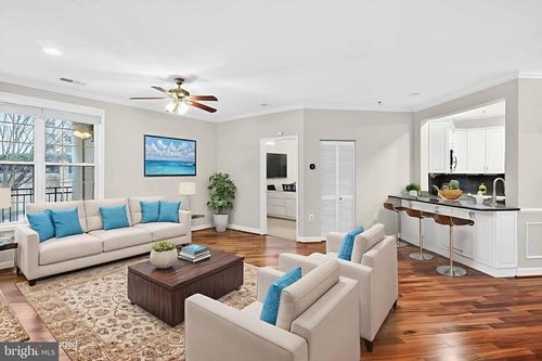 apt-102-1320 N Wayne St, ARLINGTON, VA, 22201-5880 | Card Image