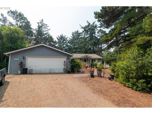 4792 Rhododendron Loop, Florence, OR, 97439-9007 | Card Image