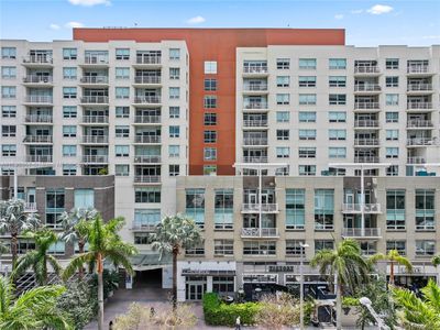 1002 - 3250 Ne 1st Ave, Condo with 2 bedrooms, 2 bathrooms and null parking in Miami FL | Image 1