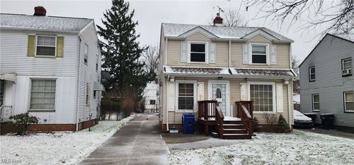 17418 Biltmore Ave, Cleveland, OH, 44128-1652 | Card Image