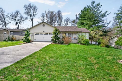 166 Bob White Dr, Crossville, TN, 38555-5833 | Card Image