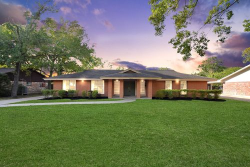 823 Timber Cove Dr, Seabrook, TX, 77586-4617 | Card Image