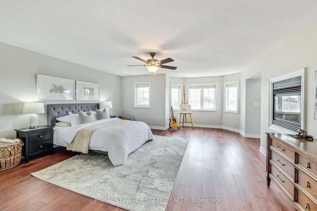 955 Coyston Dr, House other with 5 bedrooms, 5 bathrooms and 4 parking in Oshawa ON | Image 17