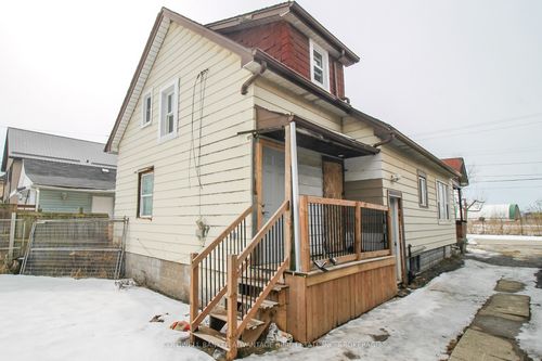 upper-181 Welland St, Port Colborne, ON, L3K1V2 | Card Image