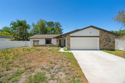 16104 Country Crossing Dr, TAMPA, FL, 33624-1001 | Card Image