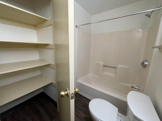 APT-203 - 521 Pine St, Condo with 2 bedrooms, 1 bathrooms and null parking in Manchester NH | Image 41