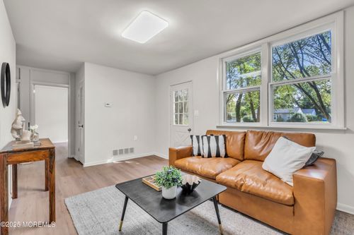 31 Cedar St, New Egypt, NJ, 08533-1703 | Card Image