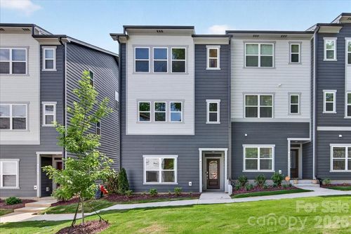 6022 Pivot Court, Charlotte, NC, 28205 | Card Image