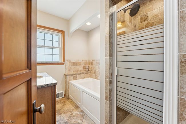 17200 Ernadale Ave, House other with 4 bedrooms, 2 bathrooms and null parking in Cleveland OH | Image 15