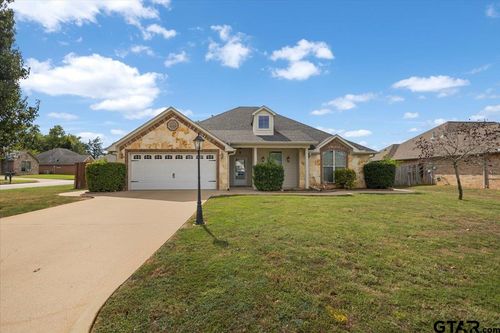 210 Bedford, Bullard, TX, 75757 | Card Image