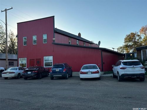 8 Centre St, Fife Lake, SK, S0H1N0 | Card Image
