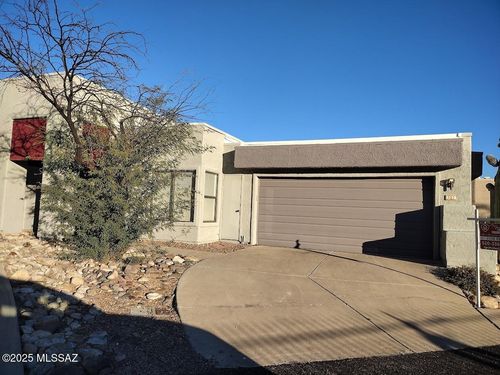 5556 N Carnelian Dr, Tucson, AZ, 85750-6451 | Card Image