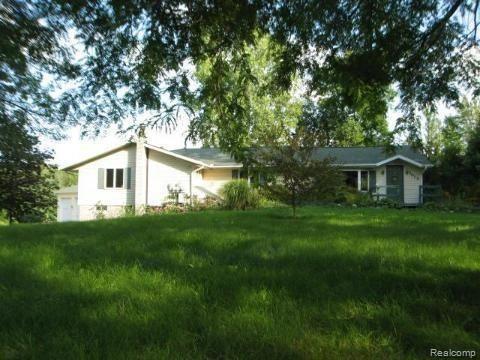 Lake George Rd, Dryden, MI 48428