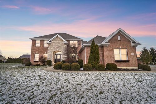 2645 Meadowpoint Drive, Troy, OH, 45373 | Card Image