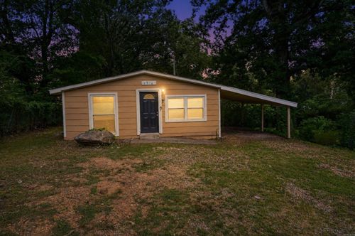 1718 Nichols Rd, Little Rock, AR, 72205-6624 | Card Image
