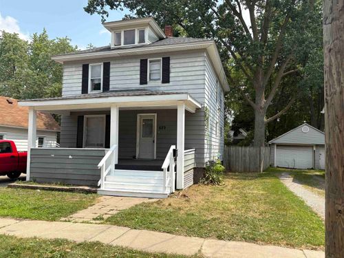 629 Woodlawn Avenue, Owosso, MI, 48867 | Card Image