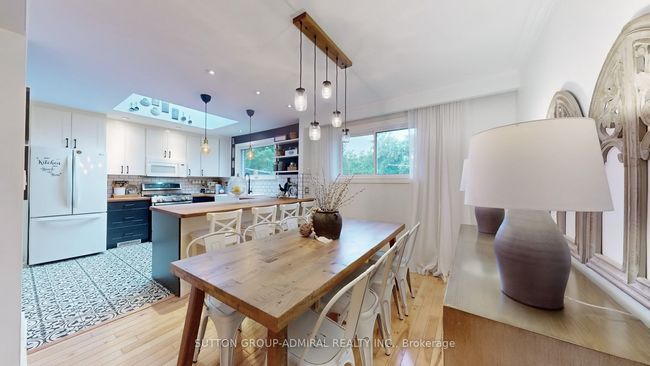 329 Towercrest Dr, House other with 4 bedrooms, 2 bathrooms and 2 parking in Newmarket ON | Image 12