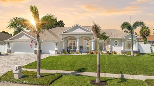 852 Woodbine Dr, Merritt Island, FL, 32952-4147 | Card Image