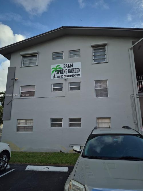 apt-102-120 Royal Palm Rd, Hialeah Gardens, FL, 33016-4609 | Card Image