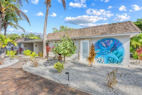 11231125-1123 Crescent St, SARASOTA, FL, 34242-2605 | Card Image