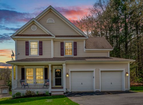 19-19 Village Ln, Collinsville, CT, 06019-3419 | Card Image