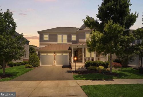 42522 Stratford Landing Dr, BRAMBLETON, VA, 20148-7650 | Card Image
