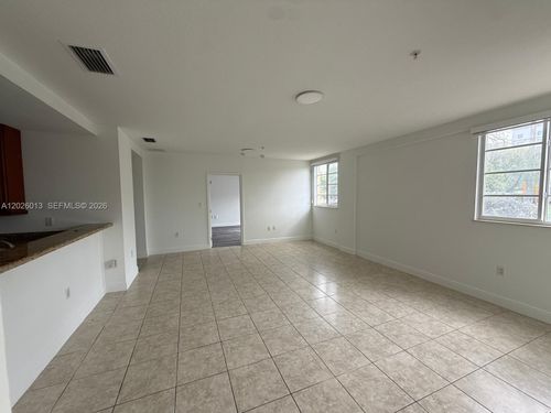 201-107 Mendoza Ave, Coral Gables, FL, 33134-4061 | Card Image
