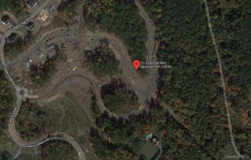 21 Pullman Route, Woodbury, NY, 10950 | Card Image