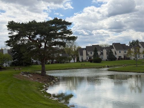 3105-13000 W Heiden Cir, Lake Bluff, IL, 60044-1061 | Card Image
