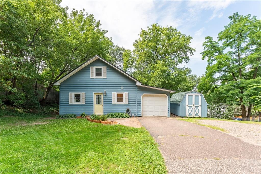 Ravencrest Ave, Eau Claire, WI 54703