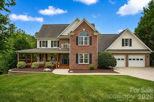 4616 20th Street Pl Ne, Hickory, NC, 28601-8619 | Card Image