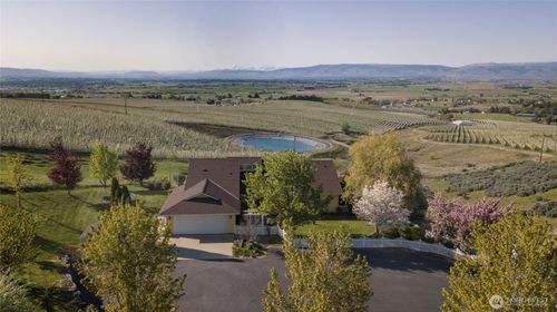 1677 Dodge Rd, Ellensburg, WA, 98926-9764 | Card Image
