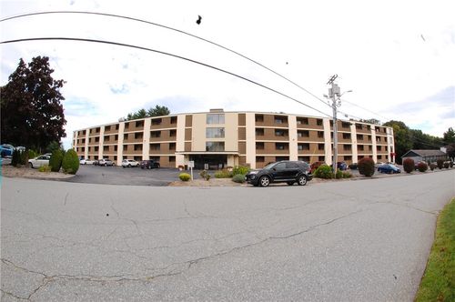 307-175 Hoffman Avenue, Cranston, RI, 02920 | Card Image