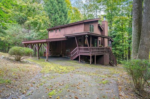 91 Draco Dr, Lake Ariel, PA, 18436-5609 | Card Image