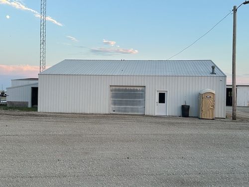 1350 Woodcock Rd, Macon, IL, 62544 | Card Image