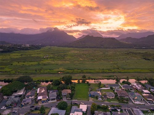 221 Kihapai St, Kailua, HI, 96734-2441 | Card Image