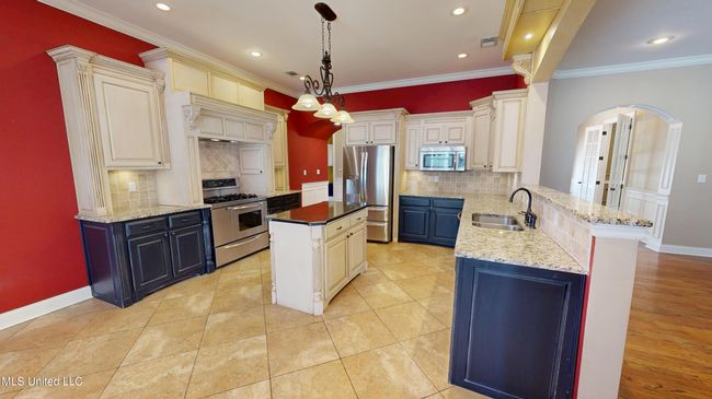 Kitchen | Image 17