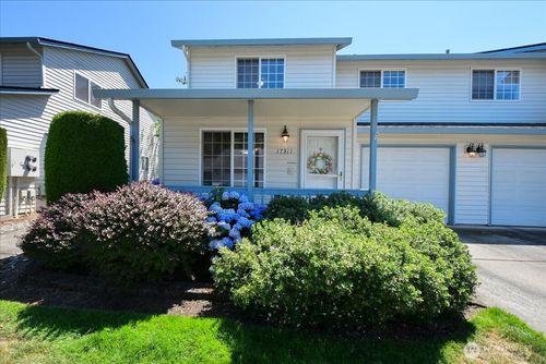 17311 Se 15th Way, Vancouver, WA, 98683-9586 | Card Image